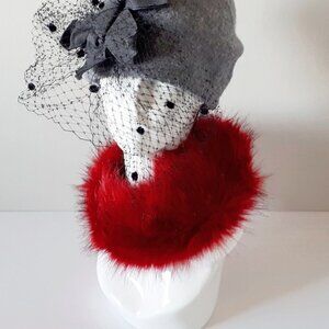 NWOT Unknown brand red black accent faux fur solid neck warmer